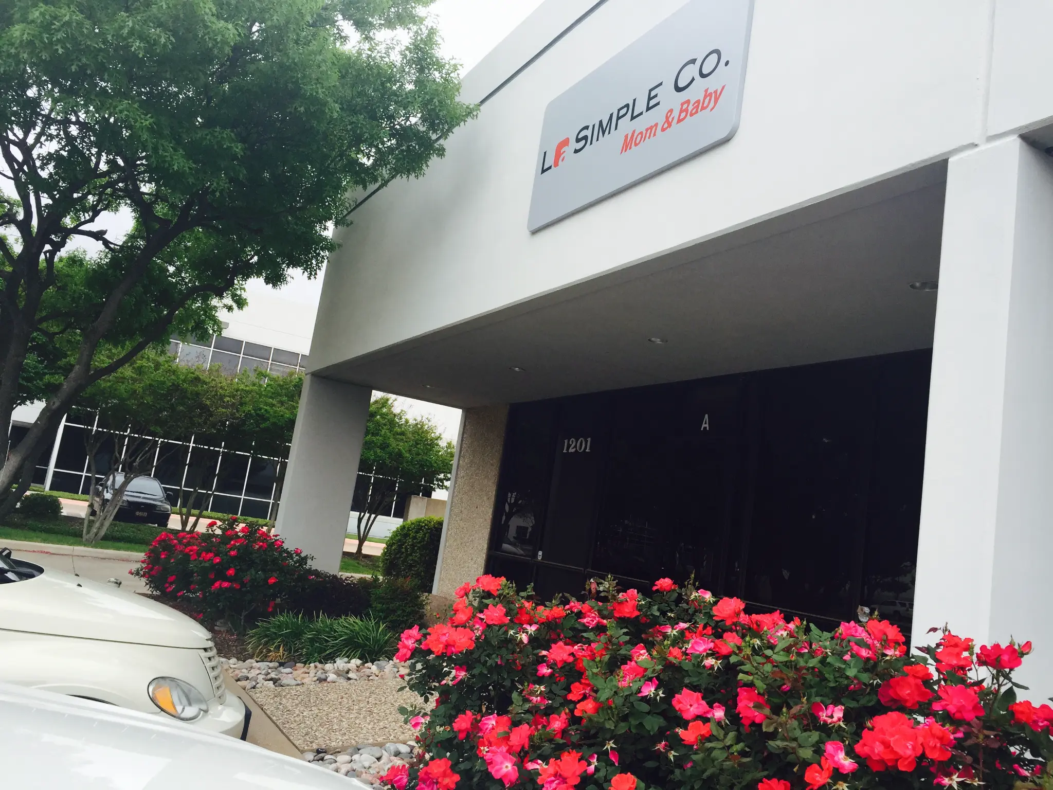 La Simple Co. Office Entrance